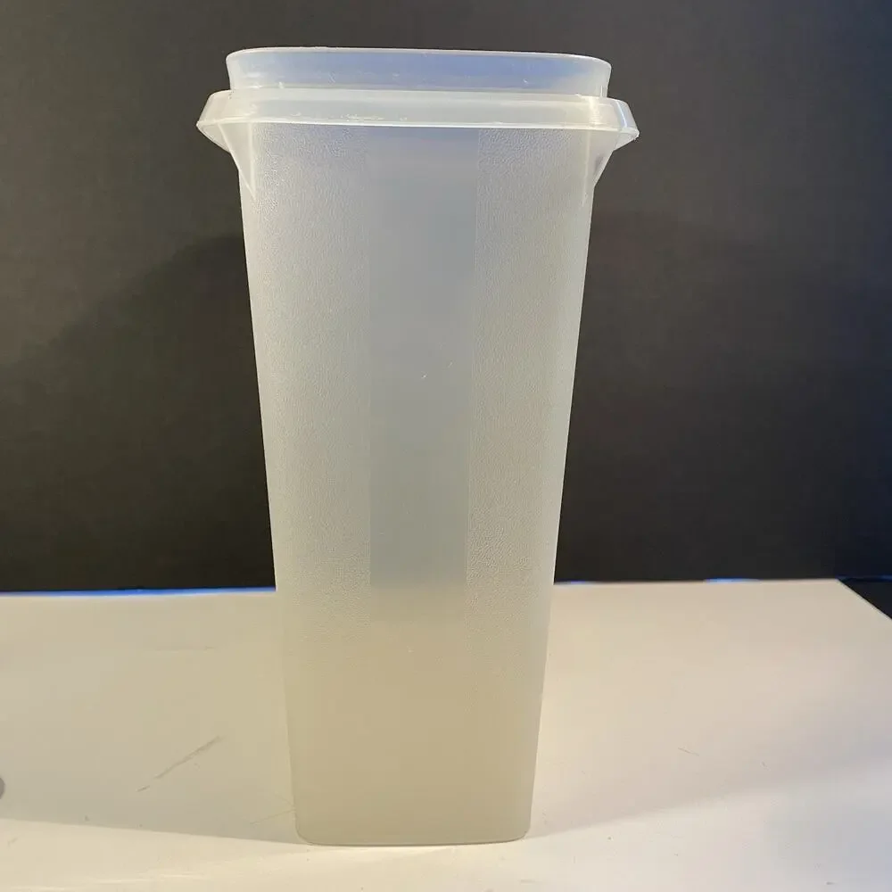 Vintage Tupperware Clear 499 Lidded Store N Pour Container.